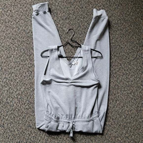 Calvin Klein Sleeveless Grey Jogger Jumpsuit Size Small - Picture 4 of 16
